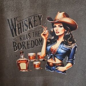 Graphic Brunette the label sweater